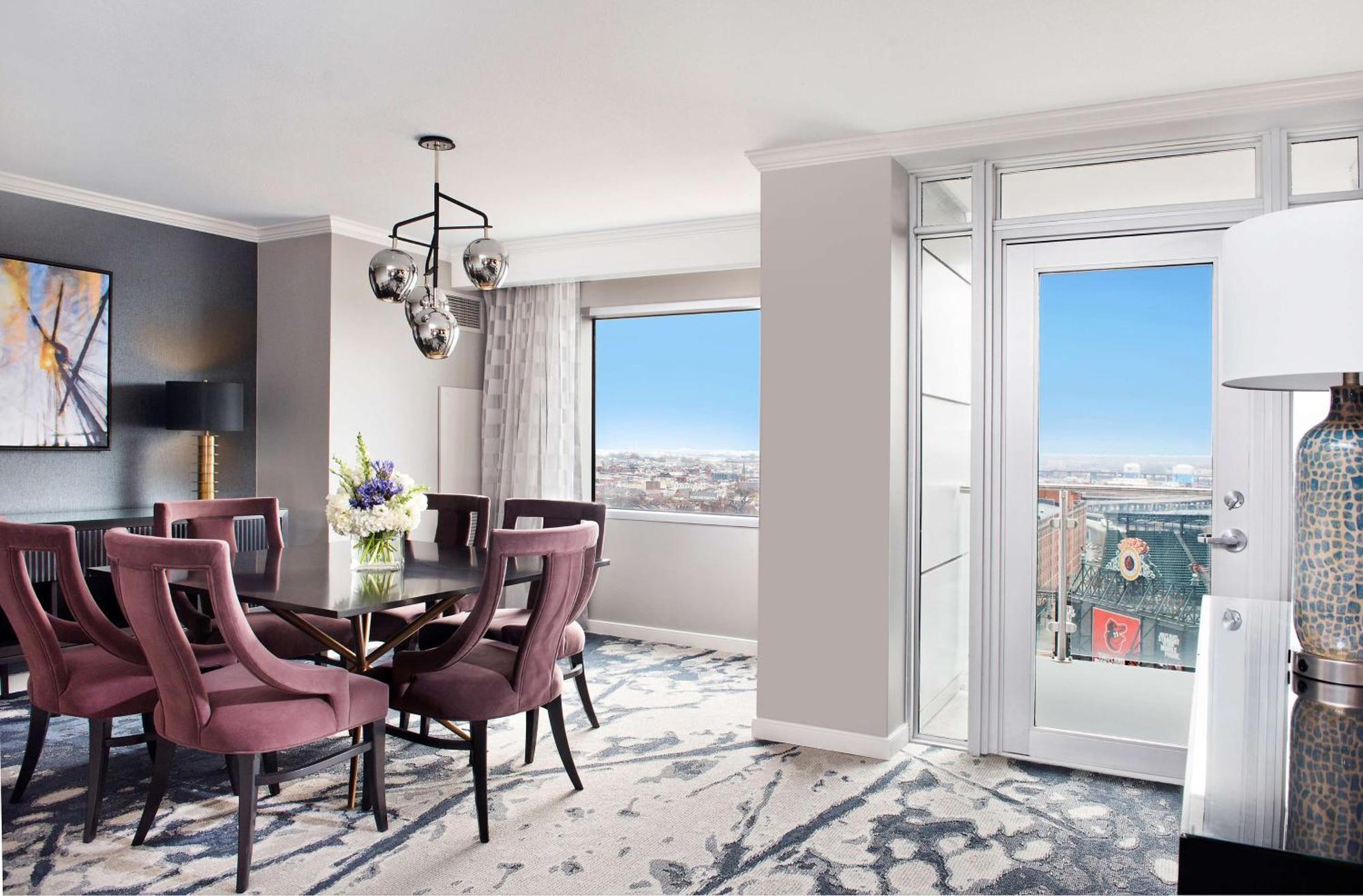 Hilton Baltimore Inner Harbor Bagian luar foto